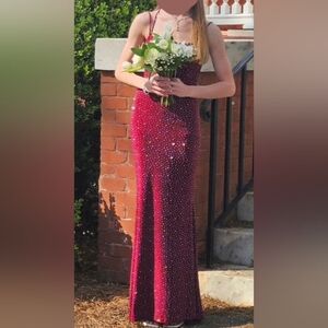 Elegant Burgundy Sequin Dress